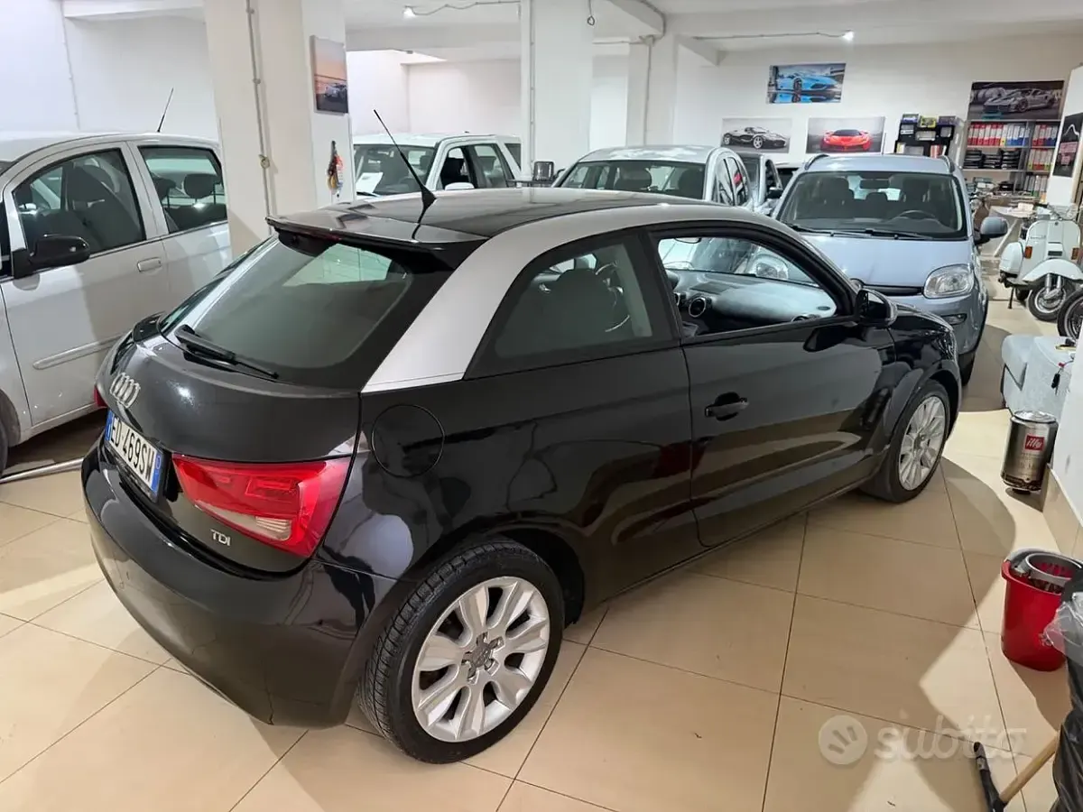 Usata Audi A1 Ambition 105 CV (77 kW) 2010 Nero Utilitaria