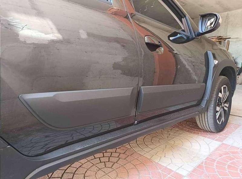 Usata Dacia Duster Prestige 101 CV (74 kW) 2022 Nero SUV