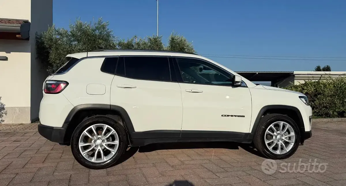 Usata Jeep Compass Limited 120 CV (88 kW) 2021 Bianco SUV