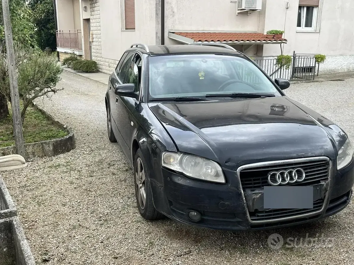 Usata Audi A4 120 CV (88 kW) 2008 Nero Station wagon