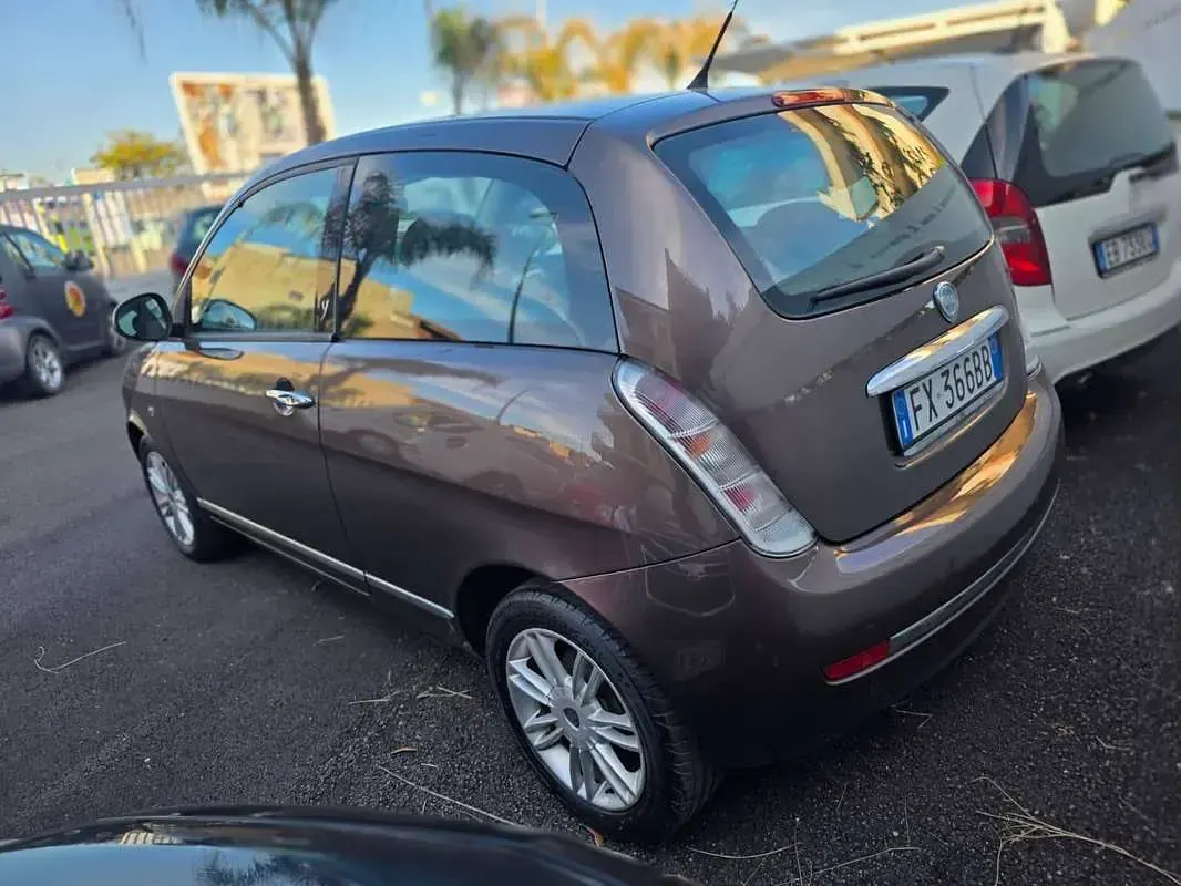 Usata Lancia Ypsilon 77 CV (56 kW) 2009 Utilitaria