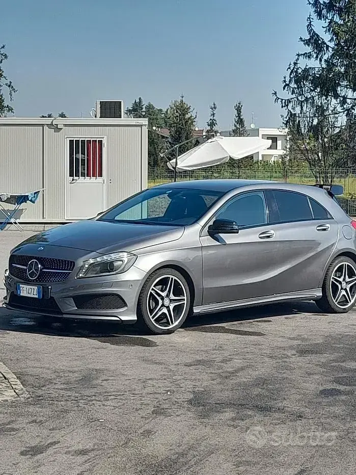 Usata Mercedes 180 122 CV (89 kW) 2015 Grigio Berlina