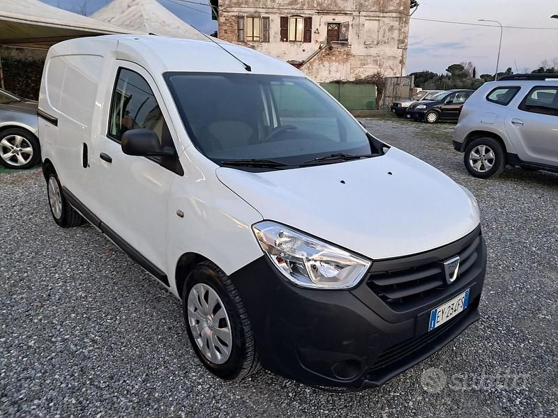 Usata Dacia Dokker 90 CV (66 kW) 2014 Bianco Monovolume