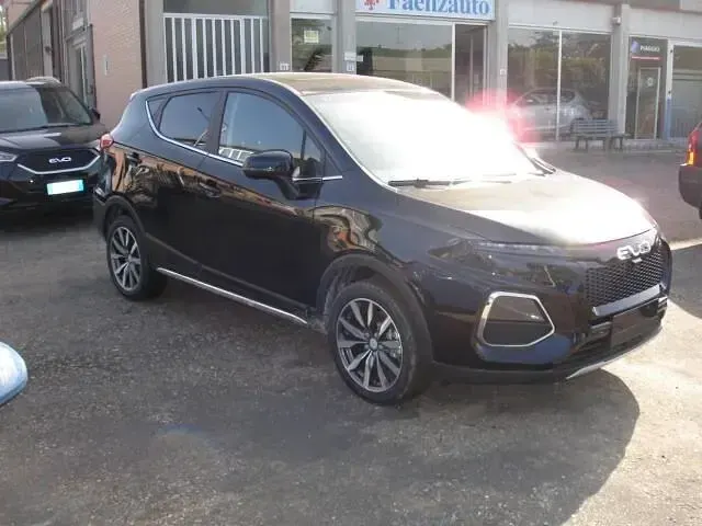 Nuova EVO Evo 4 106 CV (77 kW) 2026 Nero SUV