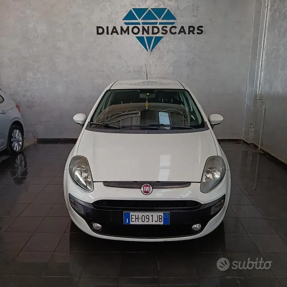 Usata Fiat Punto Evo Sport 95 CV (69 kW) 2011 Bianco Utilitaria