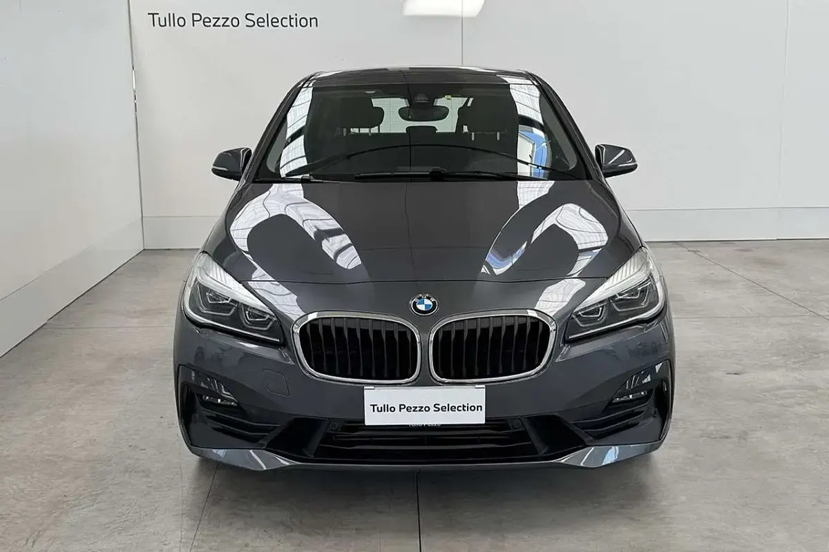 Usata BMW 218 Active Tourer Advantage 150 CV (110 kW) 2021 Mineral grey metal Monovolume