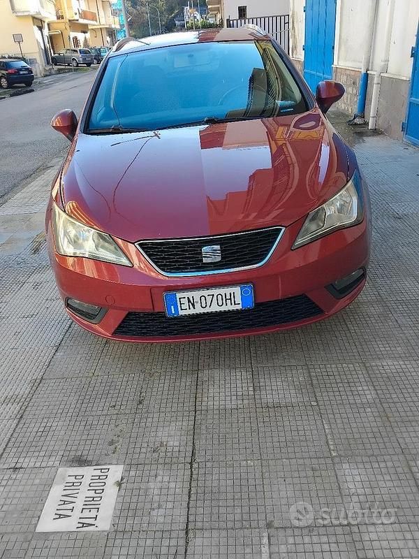Usata Seat Ibiza ST 90 CV (66 kW) 2012 Rosso Station wagon