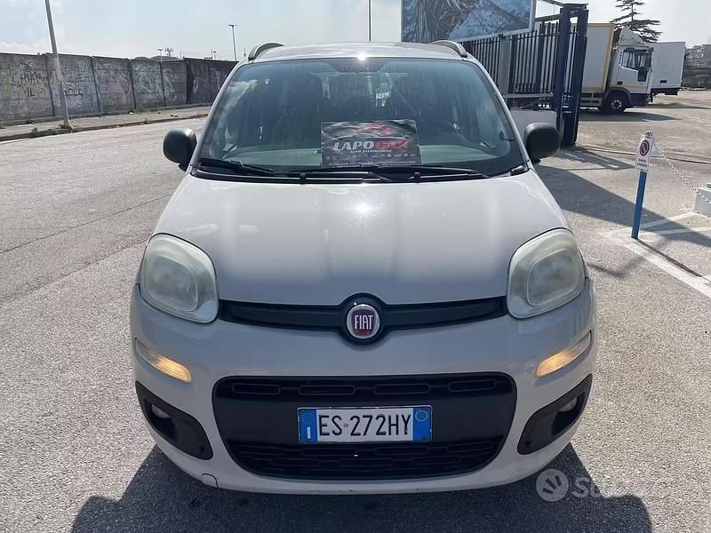Usata Fiat Panda Lounge 84 CV (61 kW) 2013 Beige Utilitaria