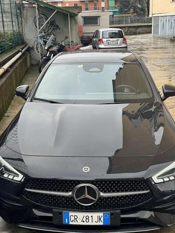 Usata 2023 Mercedes CLA200 AMG Line Premium Plus Coupé | 42.500 € (Molto cara) - Immagine 1/4