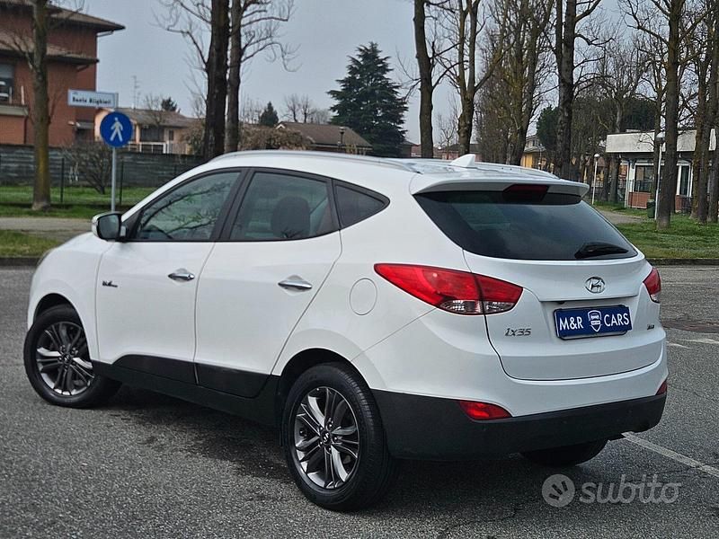 Usata Hyundai ix35 Xpossible 116 CV (85 kW) 2015 Bianco SUV