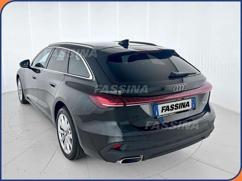 Nuova Audi A5 S-Line 150 CV (110 kW) 2025 Nero Station wagon