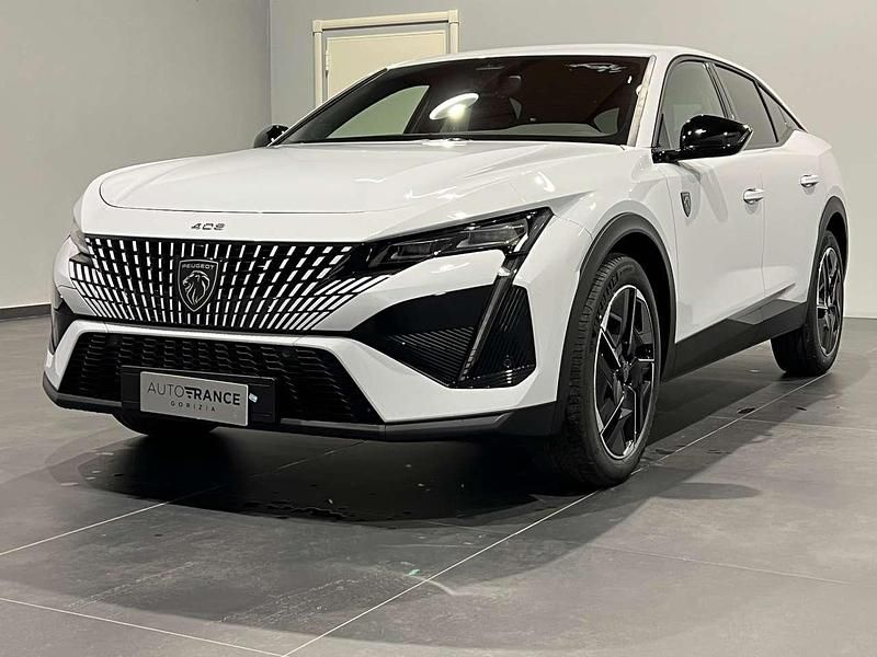 Bianco okenite Nuova 2025 Peugeot 408 GTi Tre volumi | 32.990 € (Buon prezzo) - Immagine 1/4