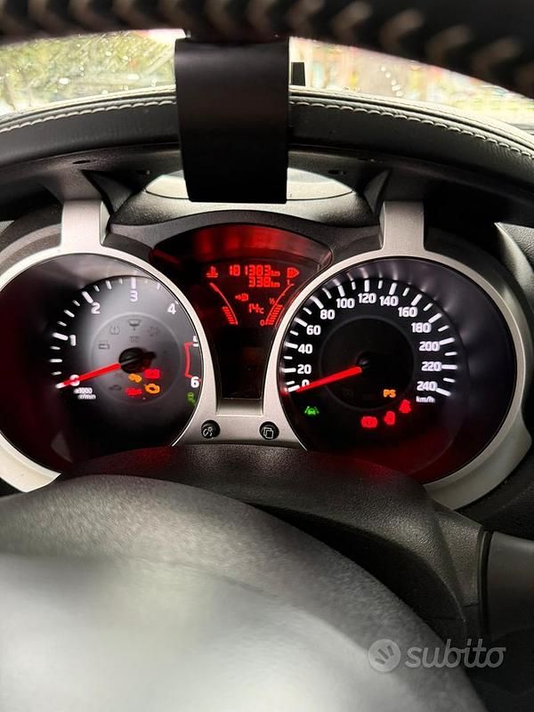 Usata Nissan Juke Tekna 110 CV (80 kW) 2016 Bianco SUV