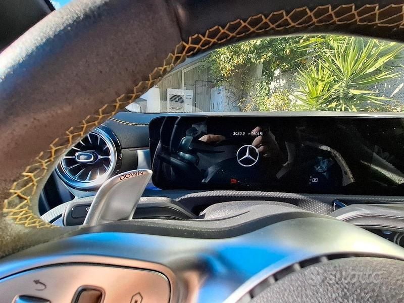 Usata Mercedes CLA45 AMG AMG 430 CV (316 kW) 2021 Nero Coupé