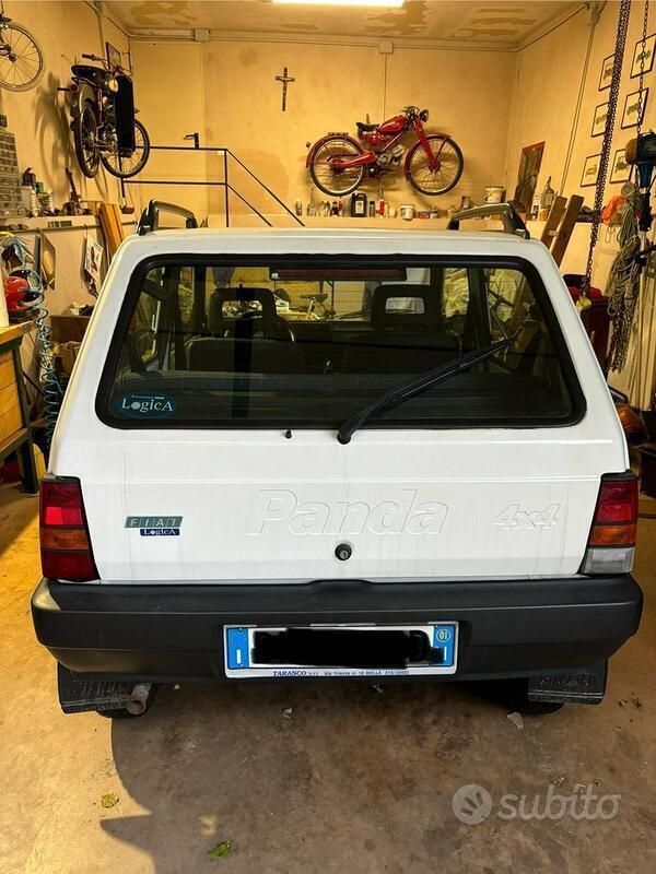 Usata Fiat Panda 4x4 Trekking 50 CV (36 kW) 2001 Bianco Utilitaria
