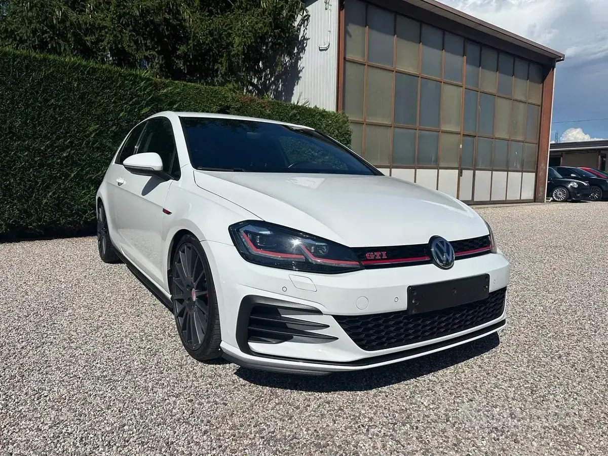 Usata VW Golf VII GTI 245 CV (180 kW) 2018 Bianco Berlina