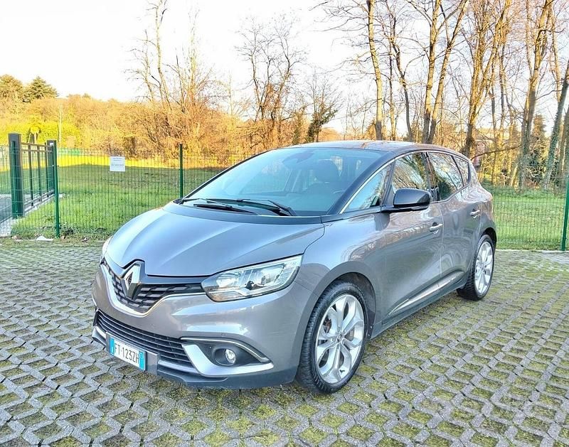 Grigio Usata 2019 Renault Scénic IV Initiale Paris Monovolume | 10.950 € (Ottimo prezzo) - Immagine 1/4
