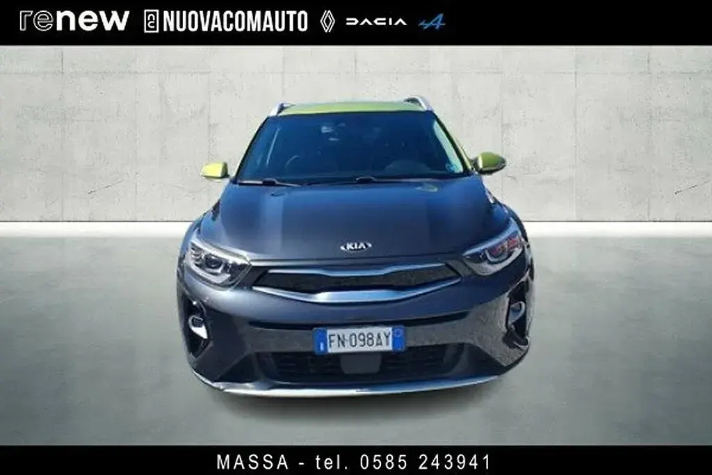 Usata Kia Stonic Style 110 CV (80 kW) 2018 Blu SUV