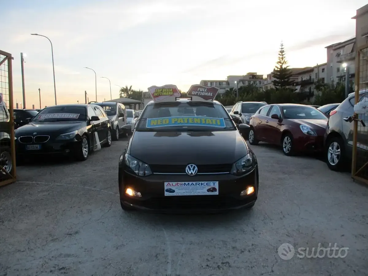 Usata VW Polo 60 CV (44 kW) 2014 Grigio Berlina