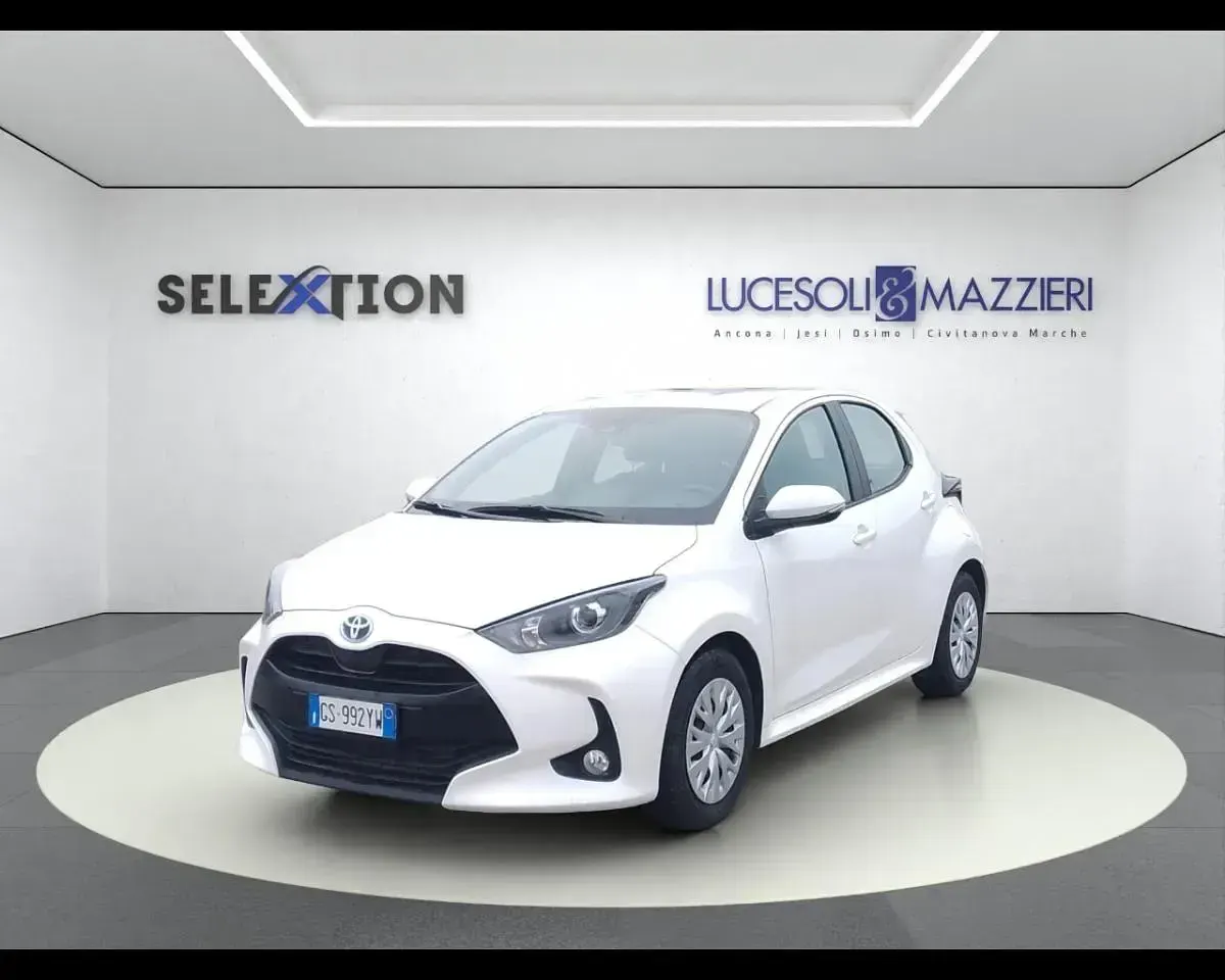 Usata Toyota Yaris Business Edition 92 CV (67 kW) 2024 Utilitaria