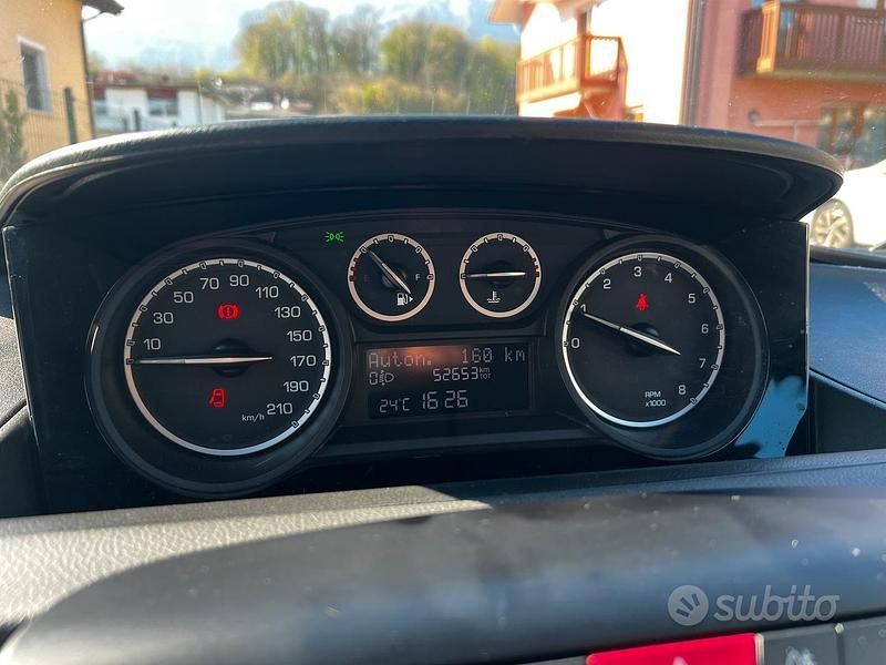 Usata Lancia Ypsilon 69 CV (50 kW) 2015 Bianco Utilitaria