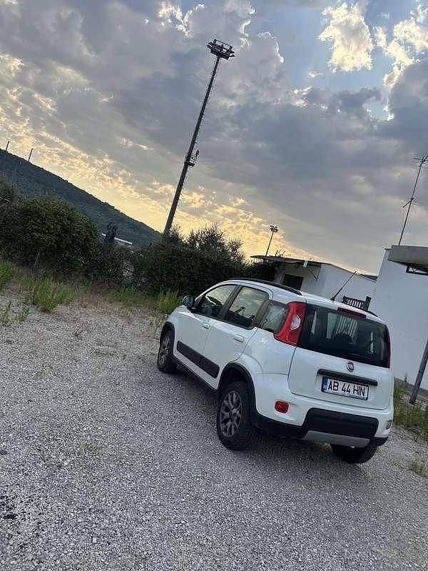 Usata Fiat Panda 4x4 S 95 CV (69 kW) 2018 Utilitaria