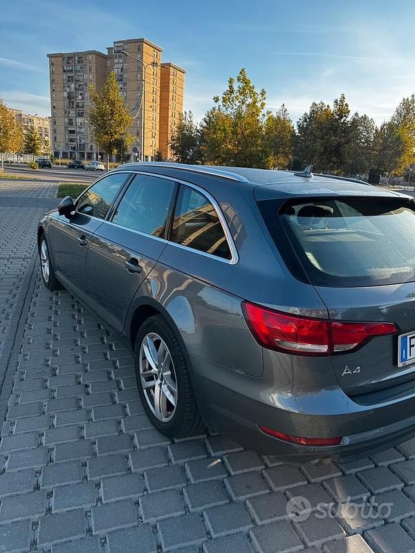 Usata Audi A4 Business 150 CV (110 kW) 2017 Grigio Station wagon