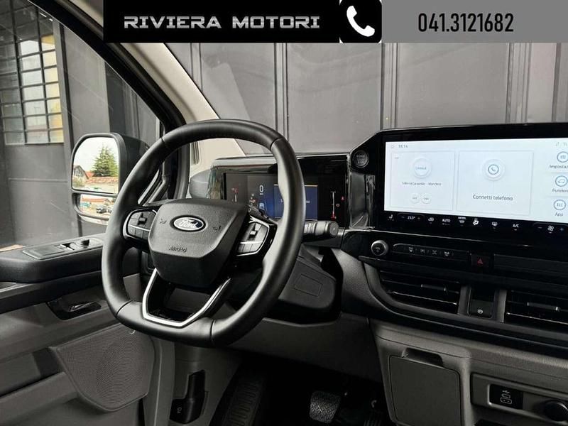 Usata Ford Tourneo Custom Titanium 136 CV (100 kW) 2024 Nero Furgone