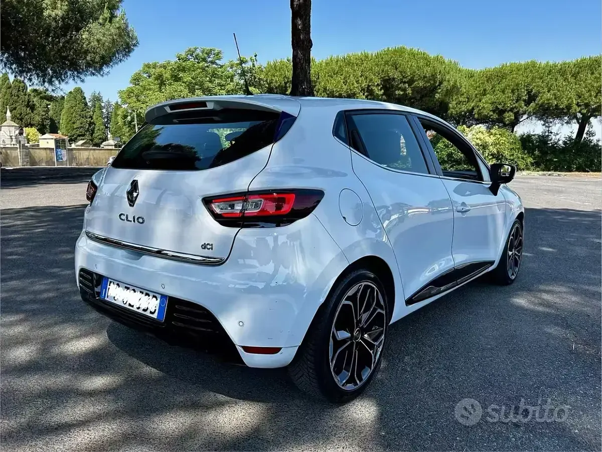 Usata Renault Clio 90 CV (66 kW) 2016 Bianco Utilitaria