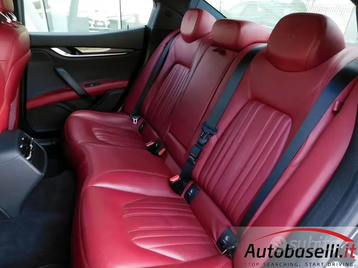Usata Maserati Ghibli 275 CV (202 kW) 2016 Nero Berlina