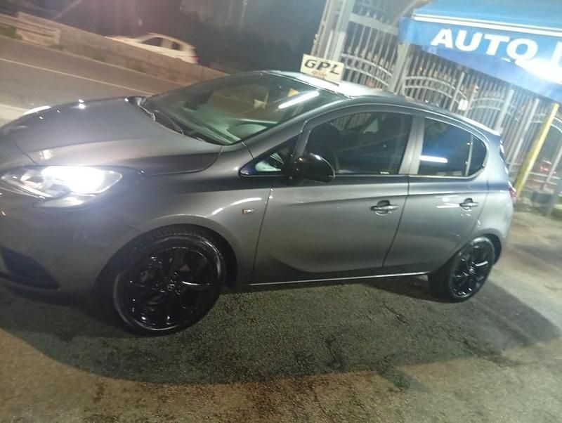 Usata Opel Corsa Innovation 90 CV (66 kW) 2017 Giallo Utilitaria