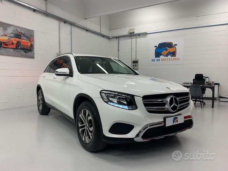 Bianco Usata 2017 Mercedes GLC220 Tre volumi | 23.300 € (Ottimo prezzo) - Immagine 1/4