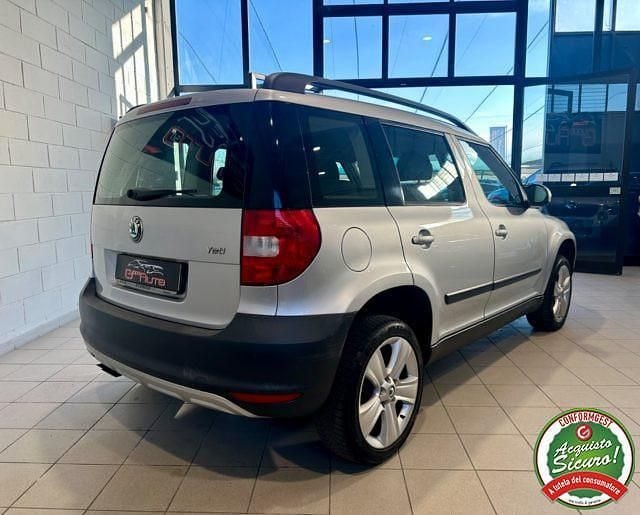 Usata Skoda Yeti Active 105 CV (77 kW) 2010 Argento SUV