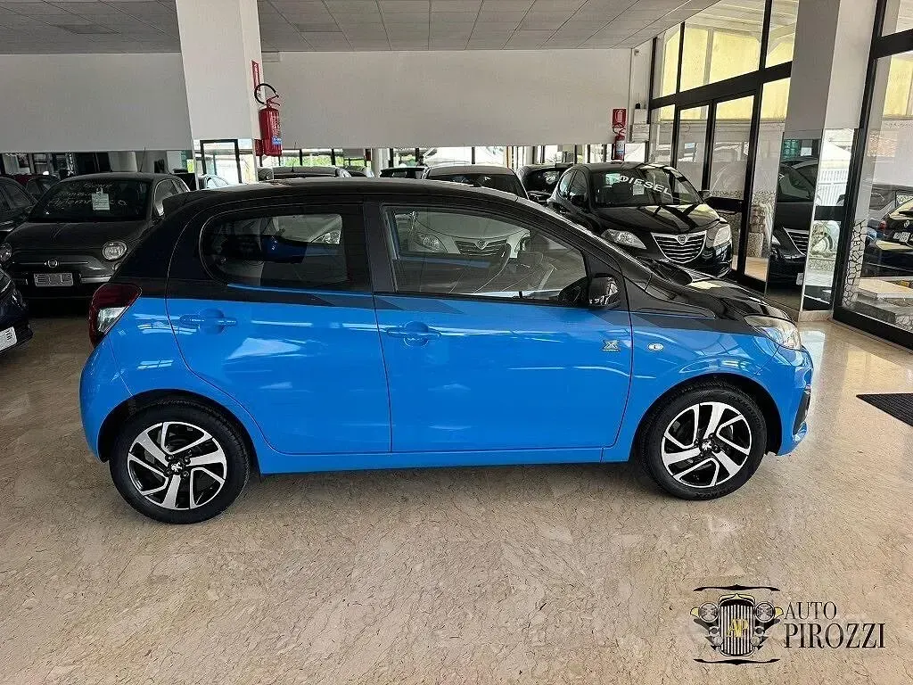 Usata Peugeot 108 68 CV (50 kW) 2017 Bluazzurro Utilitaria