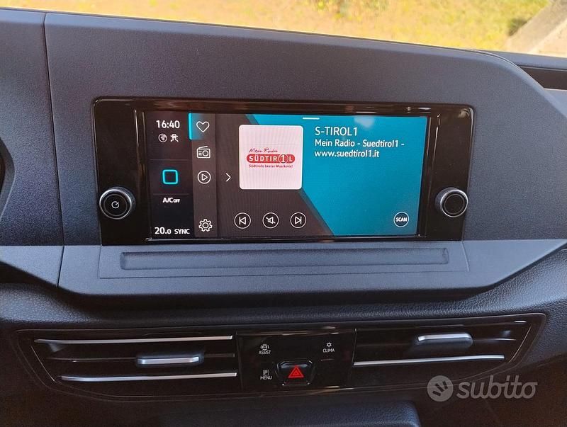 Usata VW Caddy Life 114 CV (83 kW) 2024 Grigio Monovolume