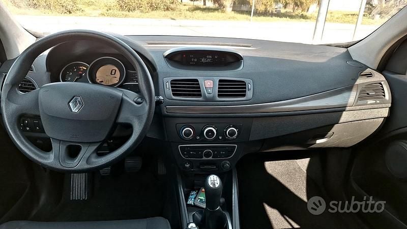 Usata Renault Mégane 110 CV (80 kW) 2009 Berlina