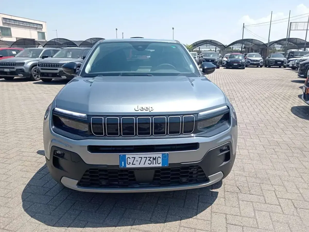 Nuova Jeep Avenger EV Summit 114 kW (156 CV) 2025 Argento SUV