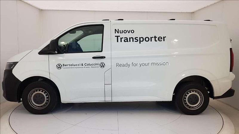 Usata VW T7 150 CV (110 kW) 2025 Bianco pastello Furgone