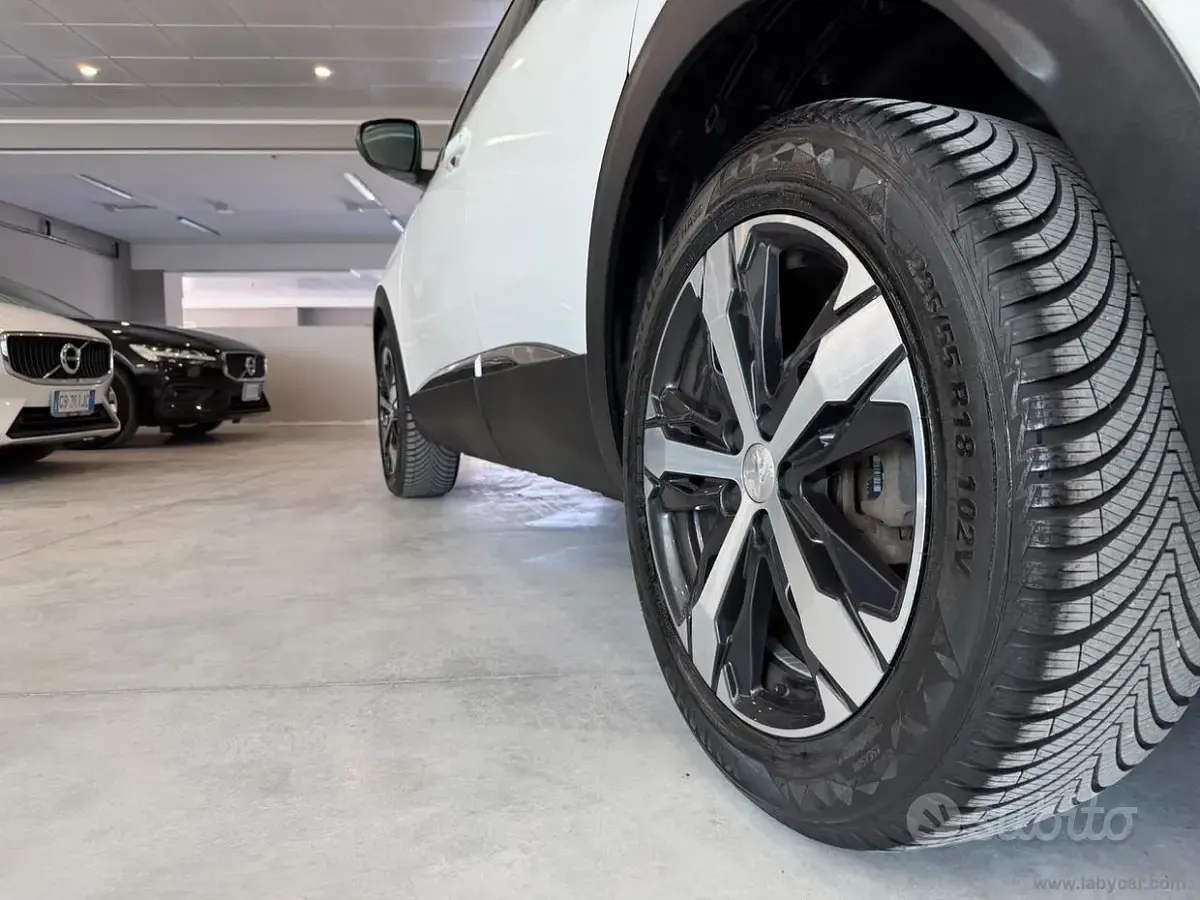 Usata Peugeot 3008 Allure 120 CV (88 kW) 2017 Bianco SUV