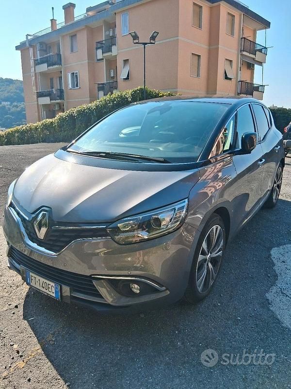 Usata Renault Scénic IV 120 CV (88 kW) 2019 Monovolume