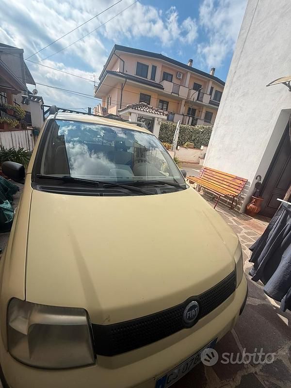Usata Fiat Panda 2004 Giallo Utilitaria