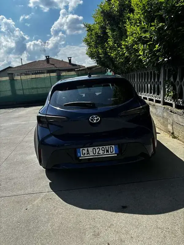 Second-hand Toyota Corolla Active 98 CP (72 kW) 2020 Berlinǎ