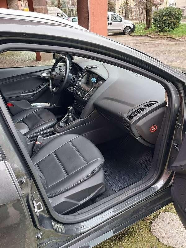 Usata Ford Focus 120 CV (88 kW) 2016 Station wagon