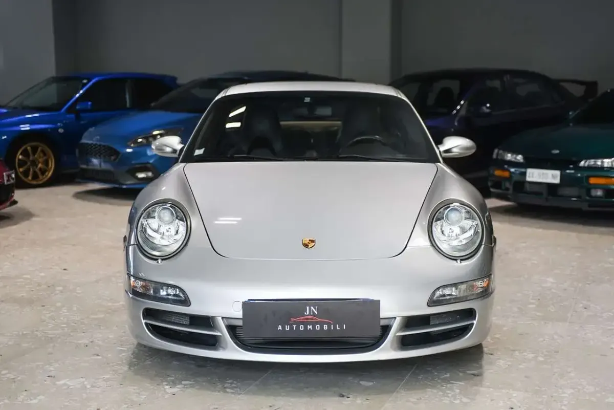 Usata Porsche 911 Carrera S 355 CV (261 kW) 2005 Other