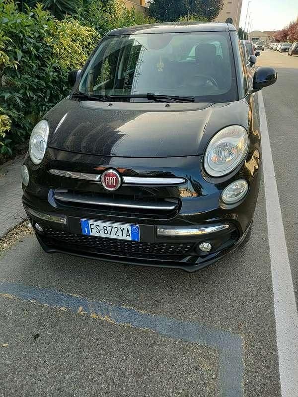 Nero Usata 2018 Fiat 500L Pop Star Monovolume | 11.300 € (Buon prezzo) - Immagine 1/4