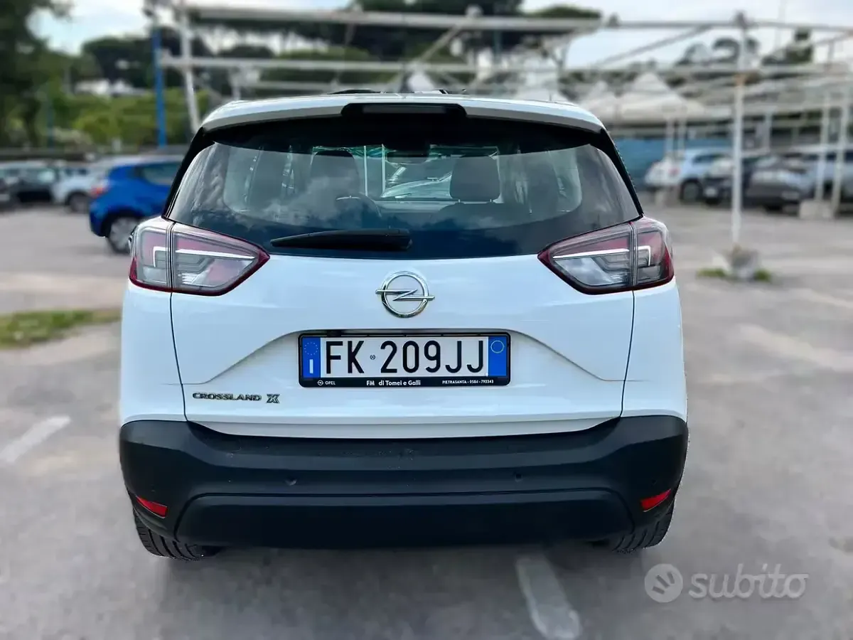 Usata Opel Crossland Innovation 75 CV (55 kW) 2017 Bianco SUV