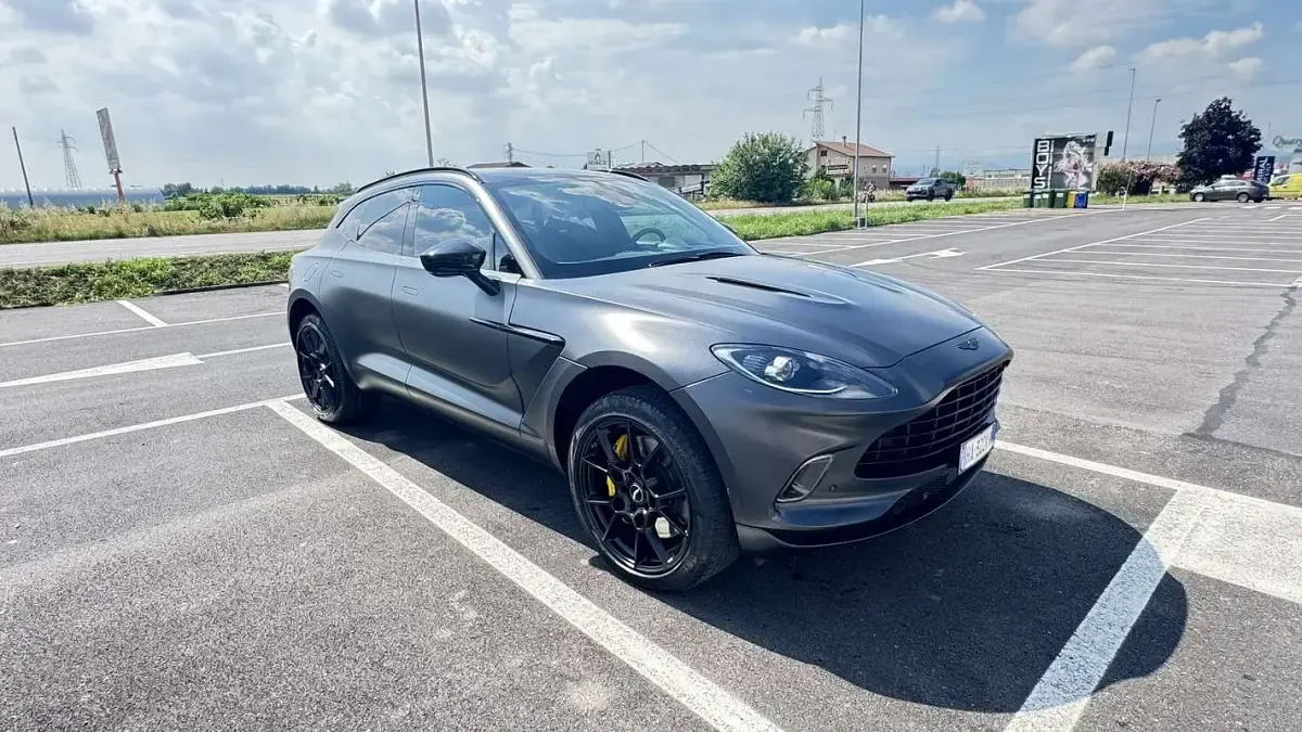 Usata Aston Martin DBX 551 CV (405 kW) 2021 SUV