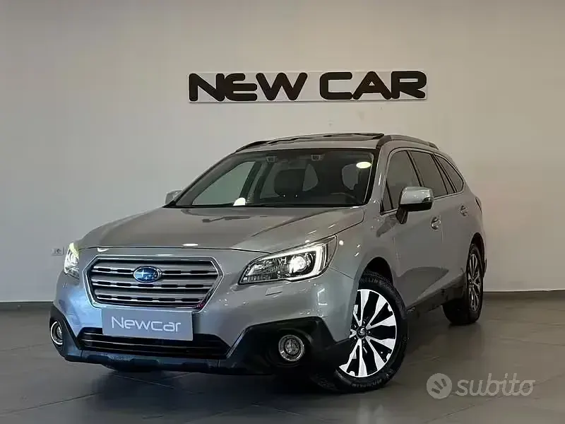 Usata Subaru Outback 150 CV (110 kW) 2015 Grigio Station wagon