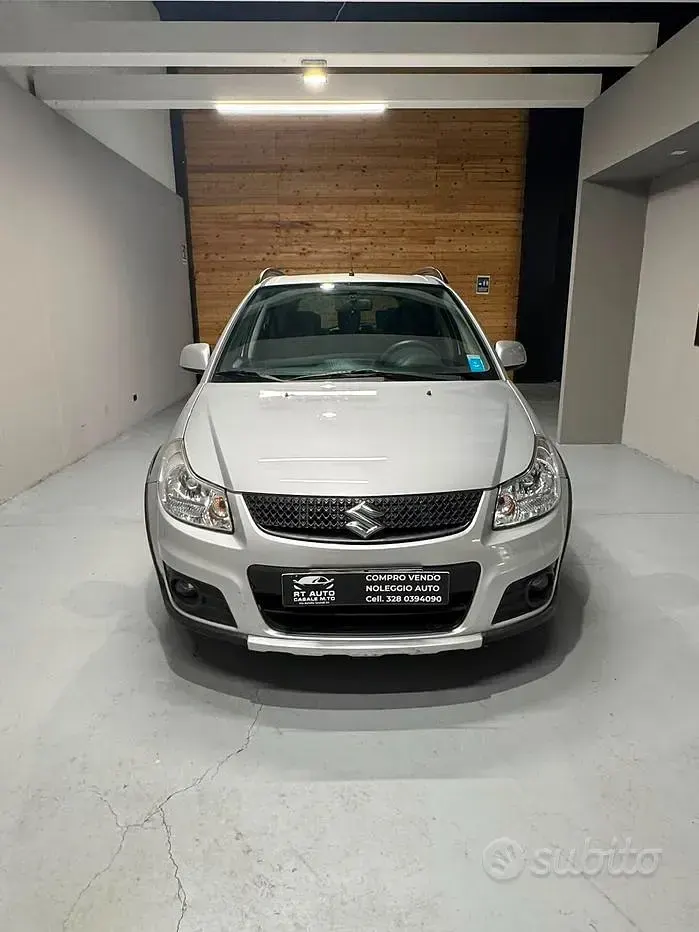 Usata Suzuki SX4 GL 112 CV (82 kW) 2011 Grigio chiaro SUV