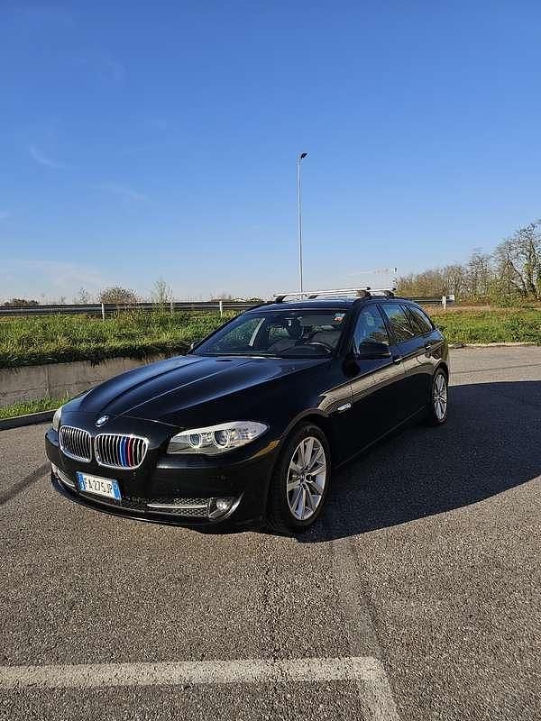 Usata BMW 520 184 CV (135 kW) 2011 Nero Station wagon